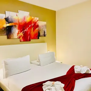 https://verona-enjoy.hotelinveneto.com